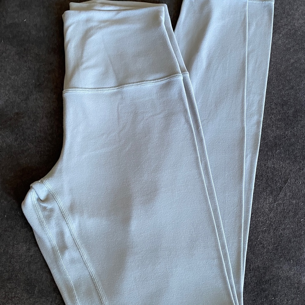 Lululemon HR Aligns 28” *Blue Cast*